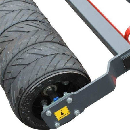 Equus PROFI Reitplatzplaner mit Gummiwalze – professionelle Bodenpflege