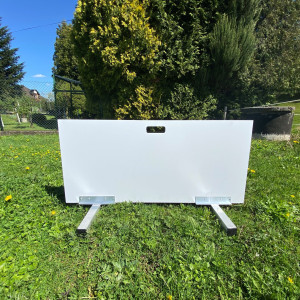 Untersteller, hergestellt aus Aluminium. Hohe Qualität
