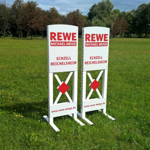 Turnierhindernis. Set inkl. Kreuzholzstangen und Sicherheitsauflagen