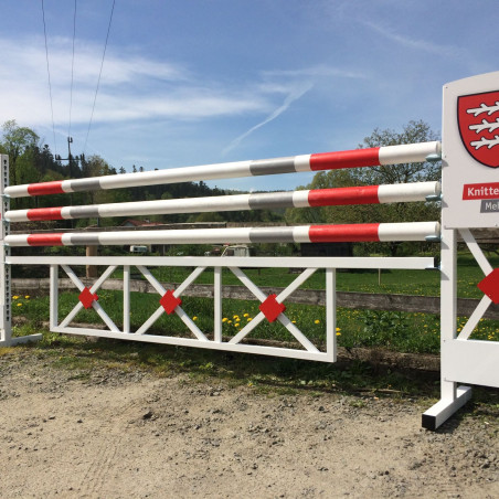 Hindernis Planke, hergestellt aus Aluminium. Hohe Qualität